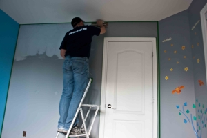 1st Room Applying Product